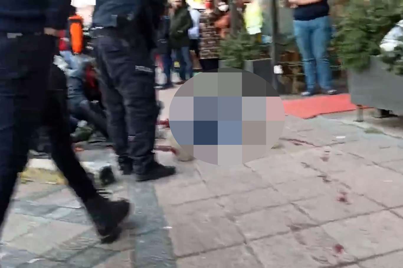 İstanbul'da silahlı çatışma: 2 ölü 2 yaralı İstanbul'da silahlı çatışma: 2 ölü 2 yaralı